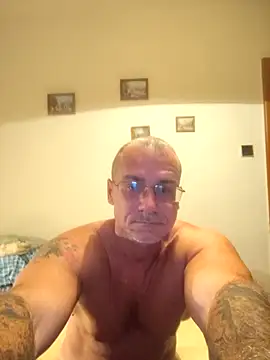 Snapshot of chcem1975 chatting on September 22, 2025, 3:12 am chcem1975 online show from September 22, 2025, 3:12 am