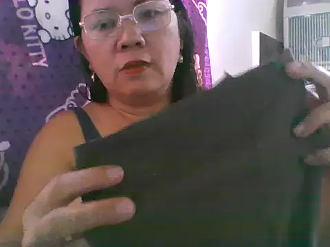 Snapshot of asian_bhebs1 chatting on October 10, 2025, 4:57 am asian bhebs1 online show from October 10, 2025, 4:57 am