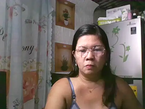 Snapshot of asian_bhebs1 chatting on October 27, 2025, 2:29 pm asian bhebs1 online show from October 27, 2025, 2:29 pm