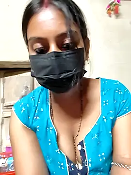 Nikigolden786 online show from September 15, 2025, 2:39 pm
