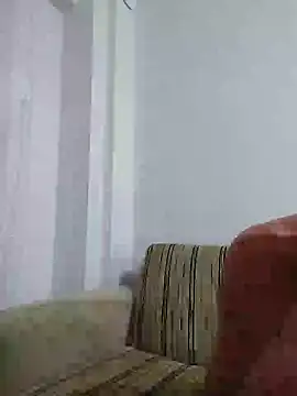 Reddevill57 online show from October 5, 2025, 9:27 pm