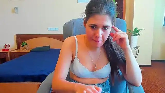 Snapshot of Joannia chatting on September 20, 2025, 7:13 am Joannia online show from September 20, 2025, 7:13 am