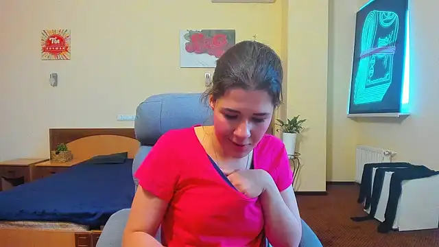 Snapshot of Joannia chatting on September 30, 2025, 7:36 am Joannia online show from September 30, 2025, 7:36 am