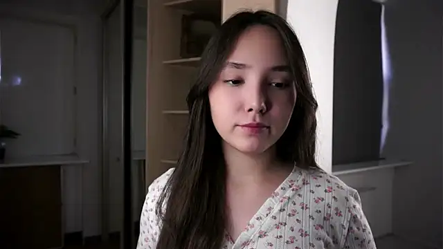 Snapshot of RenaeConnerley chatting on September 24, 2025, 3:35 am RenaeConnerley online show from September 24, 2025, 3:35 am