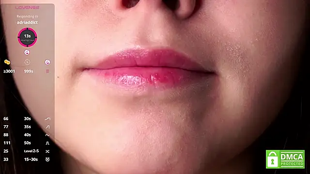 Snapshot of RenaeConnerley chatting on October 3, 2025, 5:09 am RenaeConnerley online show from October 3, 2025, 5:09 am