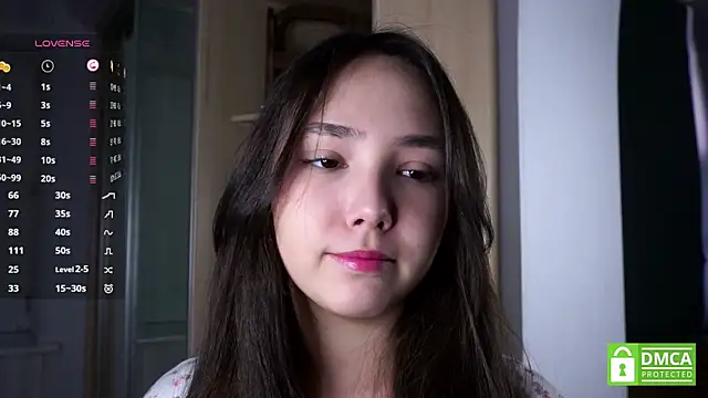 Snapshot of RenaeConnerley chatting on October 6, 2025, 3:40 am RenaeConnerley online show from October 6, 2025, 3:40 am