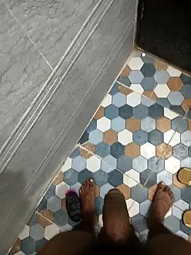 bold guy 1234 online show from October 4, 2025, 4:58 am