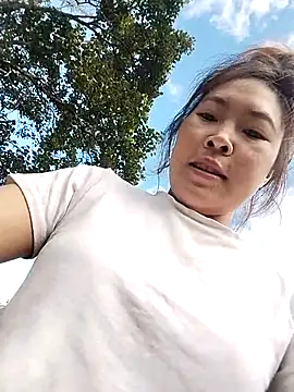 Snapshot of Siathong chatting on September 24, 2025, 1:46 am Siathong online show from September 24, 2025, 1:46 am