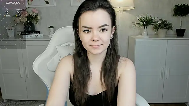 Snapshot of Gentle_Ariel chatting on October 13, 2025, 1:18 am Gentle Ariel online show from October 13, 2025, 1:18 am