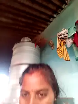 Snapshot of Hot_kadi83 chatting on October 13, 2025, 1:18 am Hot kadi83 online show from October 13, 2025, 1:18 am