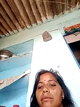 Snapshot of Hot_kadi83 chatting on September 23, 2025, 3:24 am Hot kadi83 online show from September 23, 2025, 3:24 am