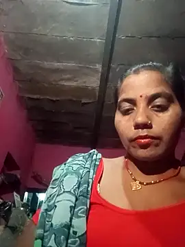 Snapshot of Hot_kadi83 chatting on November 1, 2025, 7:52 pm Hot kadi83 online show from November 1, 2025, 7:52 pm