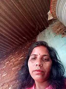 Snapshot of Hot_kadi83 chatting on September 24, 2025, 6:31 am Hot kadi83 online show from September 24, 2025, 6:31 am