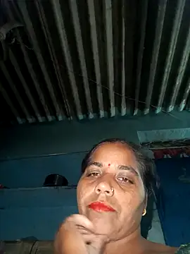 Snapshot of Hot_kadi83 chatting on October 15, 2025, 4:26 pm Hot kadi83 online show from October 15, 2025, 4:26 pm