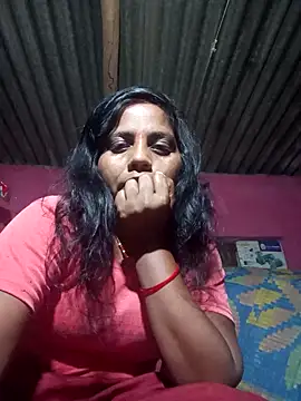 Snapshot of Hot_kadi83 chatting on September 20, 2025, 5:51 pm Hot kadi83 online show from September 20, 2025, 5:51 pm