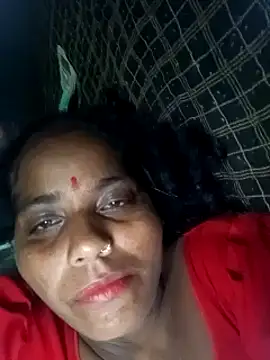 Snapshot of Hot_kadi83 chatting on September 27, 2025, 6:03 pm Hot kadi83 online show from September 27, 2025, 6:03 pm