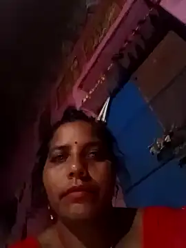 Snapshot of Hot_kadi83 chatting on September 25, 2025, 12:27 am Hot kadi83 online show from September 25, 2025, 12:27 am