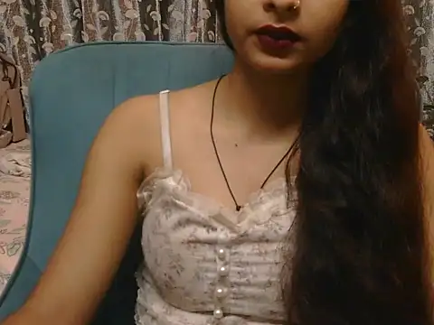 Snapshot of alaviya-19 chatting on October 2, 2025, 7:34 am alaviya-19 online show from October 2, 2025, 7:34 am