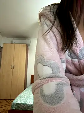 Snapshot of ZayaRose chatting on October 31, 2025, 3:52 pm ZayaRose online show from October 31, 2025, 3:52 pm