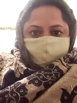 Mmm143 online show from January 6, 2026, 3:32 am