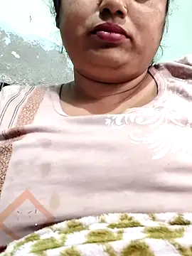 Mmm143 online show from February 9, 2026, 5:27 am