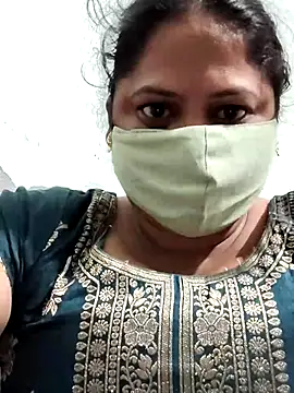 Mmm143 online show from April 7, 2026, 2:13 am