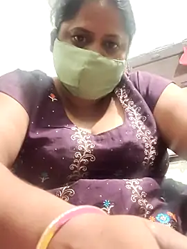 Mmm143 online show from October 8, 2025, 7:36 pm