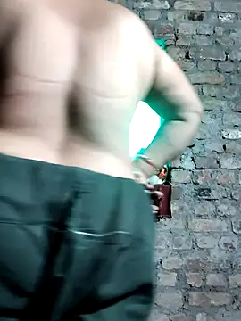 Mmm143 online show from September 21, 2025, 10:20 am