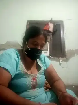 Mmm143 online show from September 29, 2025, 8:14 pm