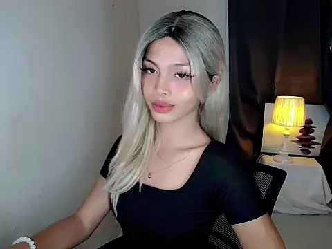 Snapshot of _Hot_rockyxxx chatting on October 15, 2025, 8:44 am  Hot rockyxxx online show from October 15, 2025, 8:44 am