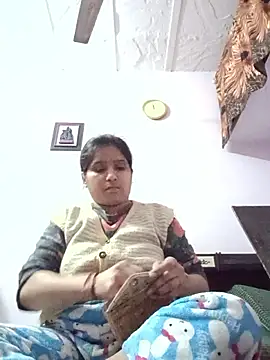 aliya-jaan71 online show from November 28, 2025, 6:24 am