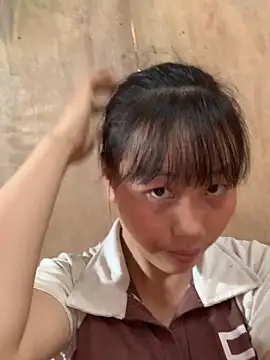 Snapshot of huong-18 chatting on October 20, 2025, 4:25 am huong-18 online show from October 20, 2025, 4:25 am