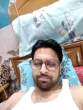 Snapshot of mohsin99272 chatting on October 14, 2025, 10:42 pm mohsin99272 online show from October 14, 2025, 10:42 pm