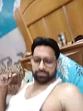 Snapshot of mohsin99272 chatting on September 23, 2025, 2:35 pm mohsin99272 online show from September 23, 2025, 2:35 pm