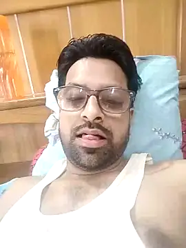 Snapshot of mohsin99272 chatting on October 17, 2025, 7:00 am mohsin99272 online show from October 17, 2025, 7:00 am