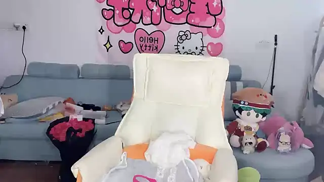 Akong11 online show from April 18, 2026, 5:21 am