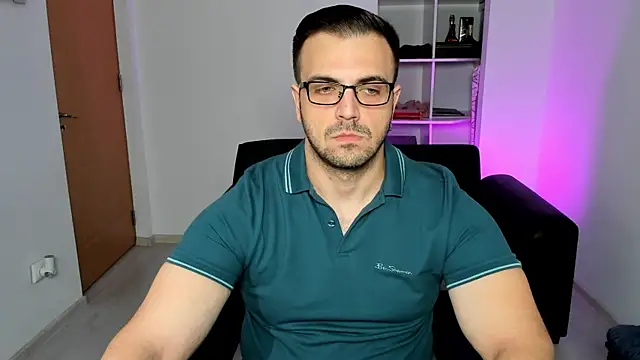 Snapshot of Jace_Thorne chatting on October 3, 2025, 6:20 pm Jace Thorne online show from October 3, 2025, 6:20 pm