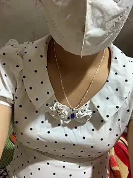  losrt cherry  online show from October 31, 2025, 6:43 am