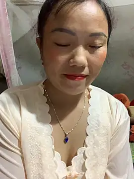  losrt cherry  online show from October 22, 2025, 2:05 pm