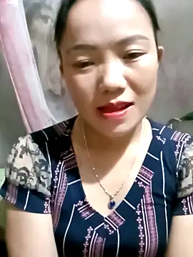  losrt cherry  online show from September 30, 2025, 2:17 am