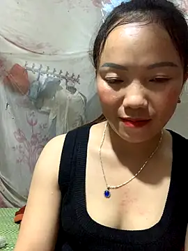  losrt cherry  online show from October 11, 2025, 12:39 pm