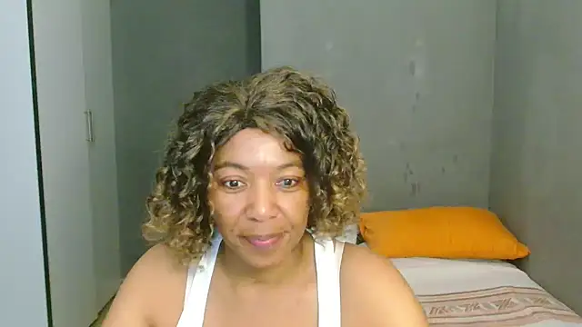 Lillyan N online show from March 11, 2026, 8:30 am