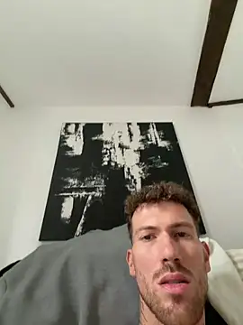 bobsex211 online show from June 6, 2026, 1:49 pm