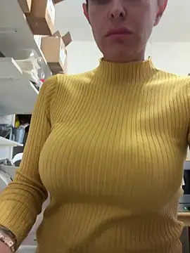 Snapshot of ainaht chatting on January 16, 2026, 8:18 am ainaht online show from January 16, 2026, 8:18 am