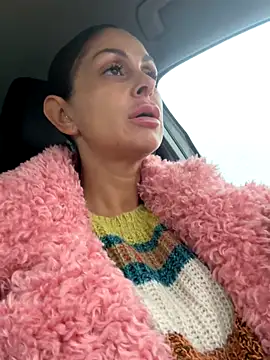 ainaht online show from December 3, 2025, 8:14 am