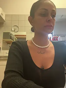 Snapshot of ainaht chatting on February 11, 2026, 8:47 am ainaht online show from February 11, 2026, 8:47 am