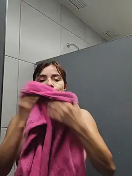 Mila-sexy online show from September 17, 2025, 3:14 pm