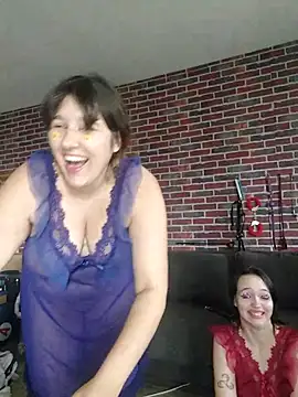 Snapshot of MaitresseMermaid chatting on September 21, 2025, 2:00 pm MaitresseMermaid online show from September 21, 2025, 2:00 pm