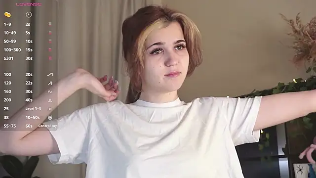 Sofia Tetsu online show from October 29, 2025, 8:08 pm