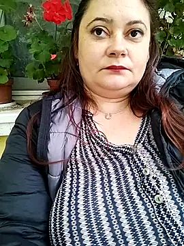 Snapshot of Flacara100 chatting on October 9, 2025, 8:15 am Flacara100 online show from October 9, 2025, 8:15 am